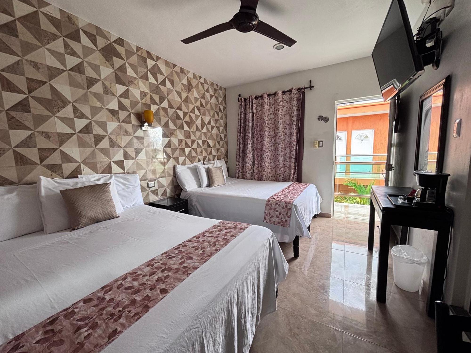 Hotel Posada Mercy ริโอ ลาการ์โตส ภายนอก รูปภาพ