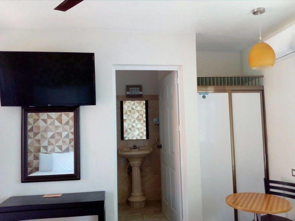 Hotel Posada Mercy ริโอ ลาการ์โตส ภายนอก รูปภาพ